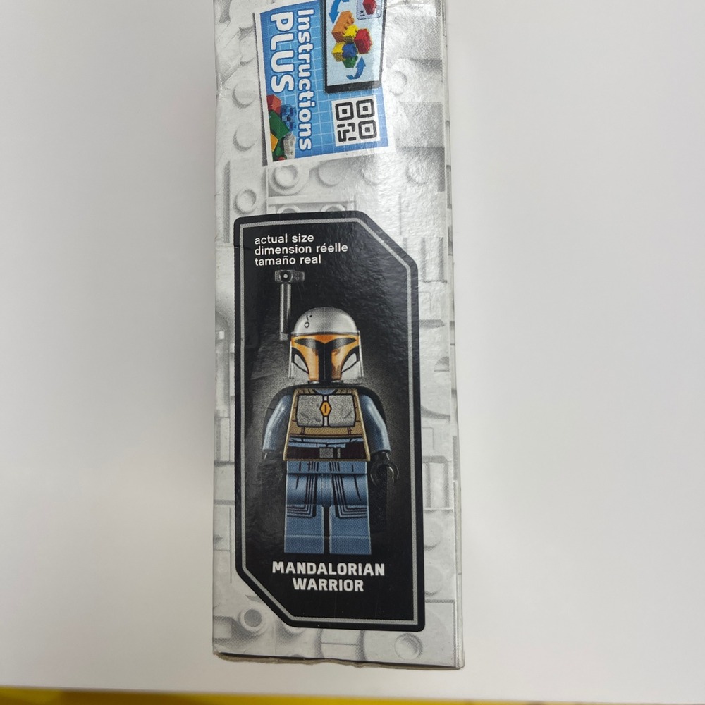 LEGO Star Wars 75267 Mandalorian Battle Pack Building Toy Set 102 Pcs NEW - Picture 3 of 4